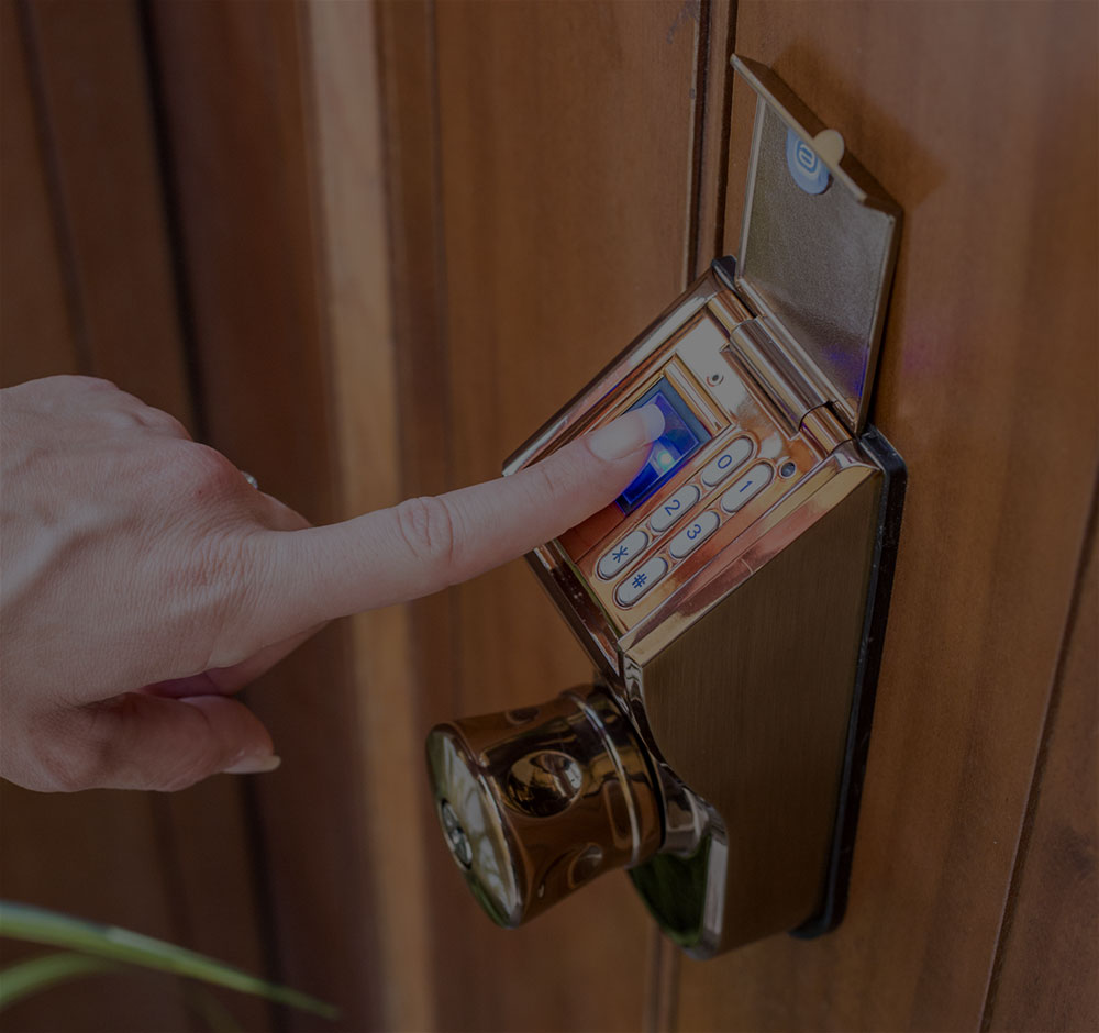 chosen.jpg 🚨 Cerrajero Urgente en Tenerife Realizamos varios servicios de cerrajeria hasta abrir puertas con hueva digital ⭐Llegamos en 20 minutos⭐ a su domicilio 24h. Abrimos puertas de casas, coches y más. Cerrajeros Tenerife