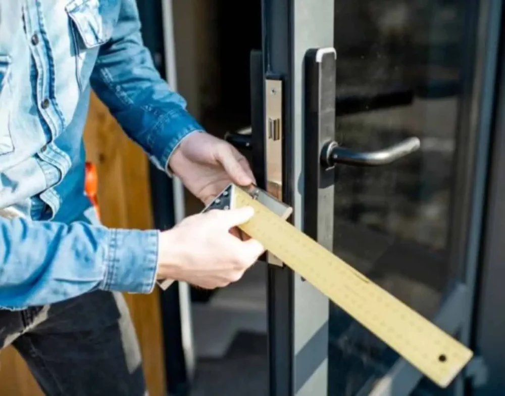 CambioCilindro 🚨 Cerrajero Urgente en Tenerife Realizamos cambios de cilindros a pruertas y cerraduras ⭐Llegamos en 20 minutos⭐ a su domicilio 24h. Abrimos puertas de casas, coches y más. Cerrajeros Tenerife